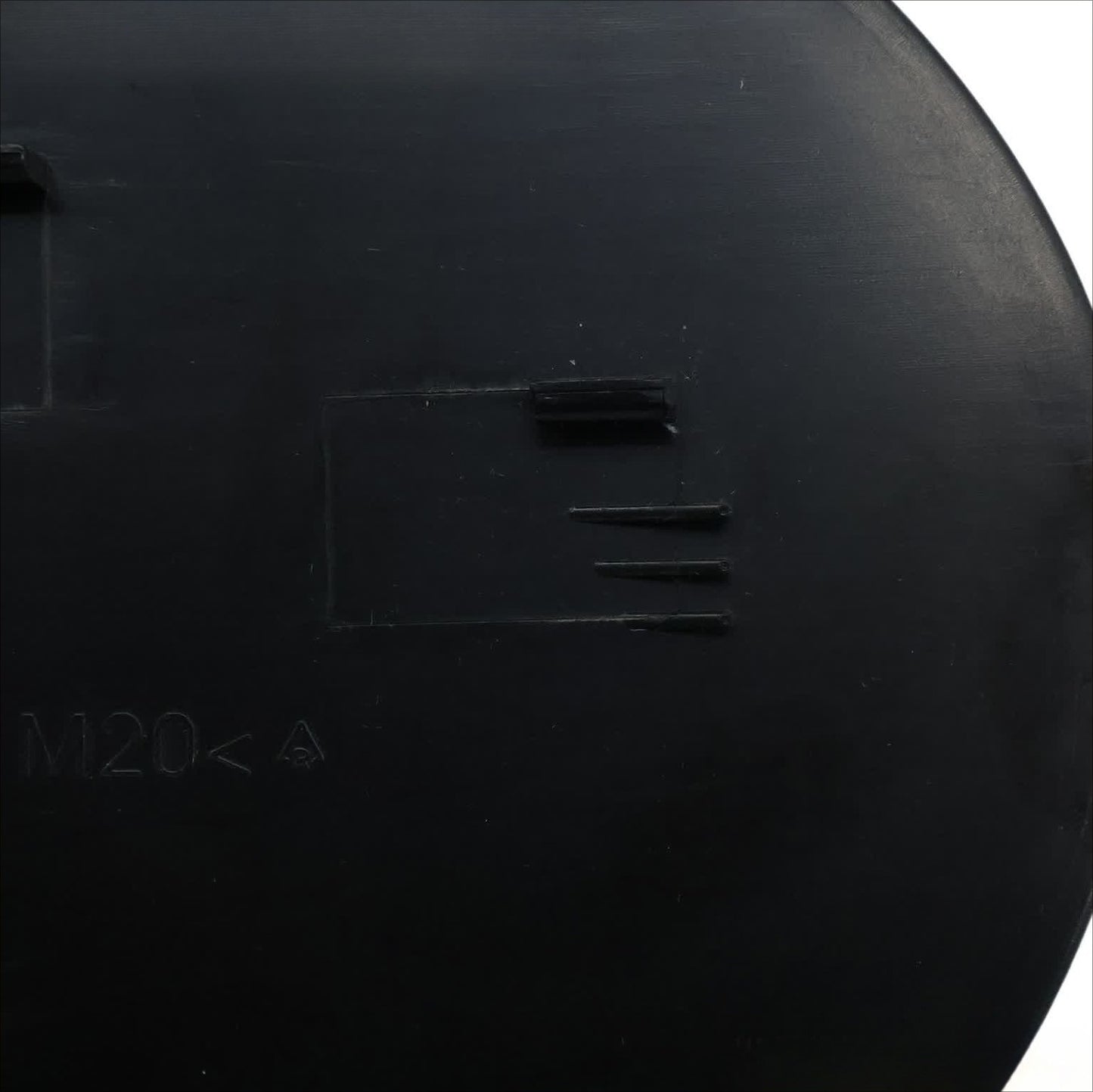 Fuel Tank Door Cap for Mercedes-Benz ML350 ML500 ML320 (2003–2011)