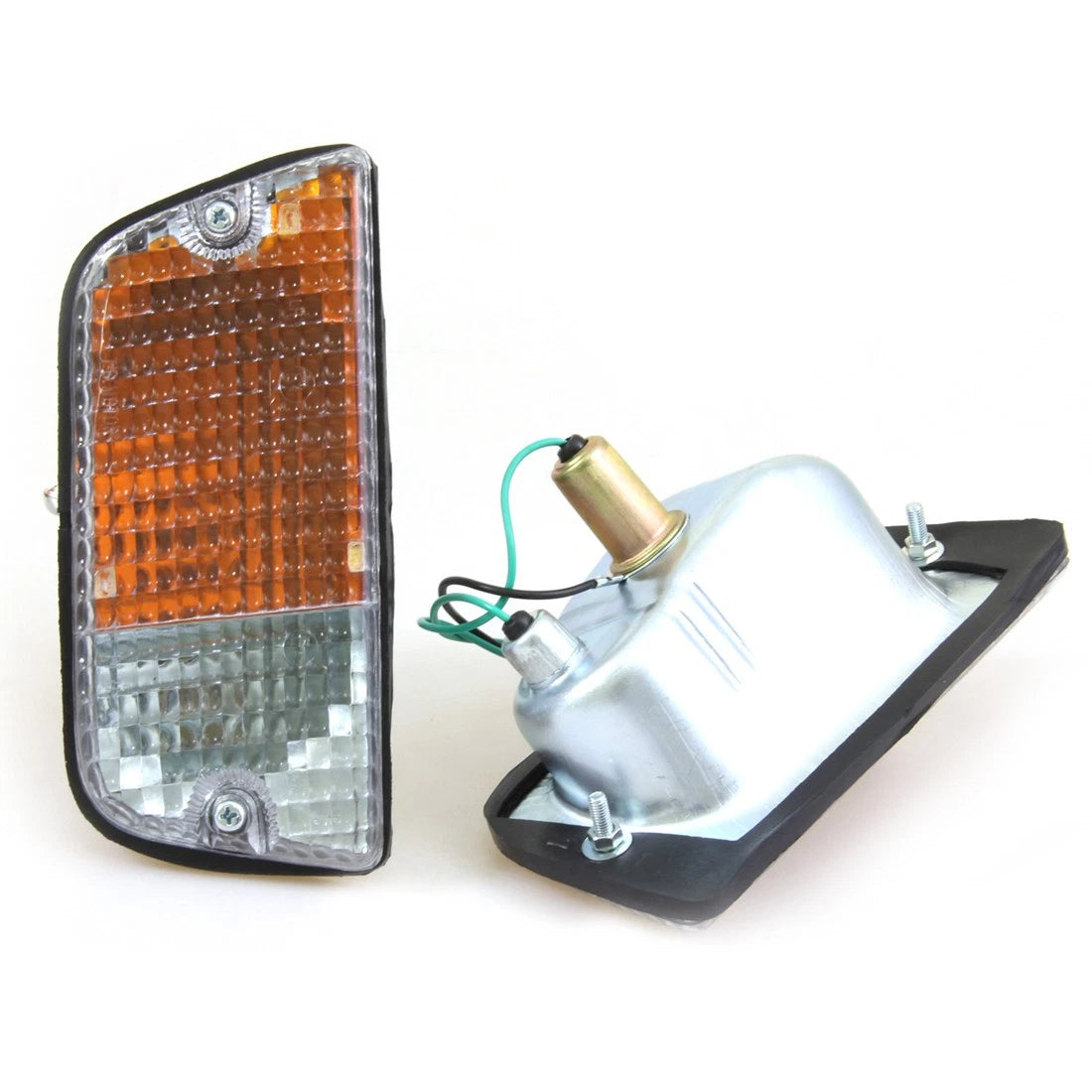 Set of 2 Front Turn Signal Lights for Nissan Datsun 620 (1972–1979)