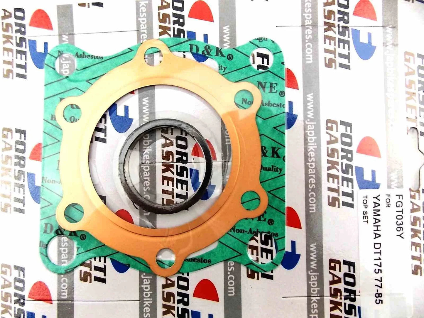 1. 1.00mm O/S Top End Kit for Yamaha DT175 (1977-1981)  
2. 67.00mm Piston Rings & Gasket for Yamaha DT175 (1977-1981)