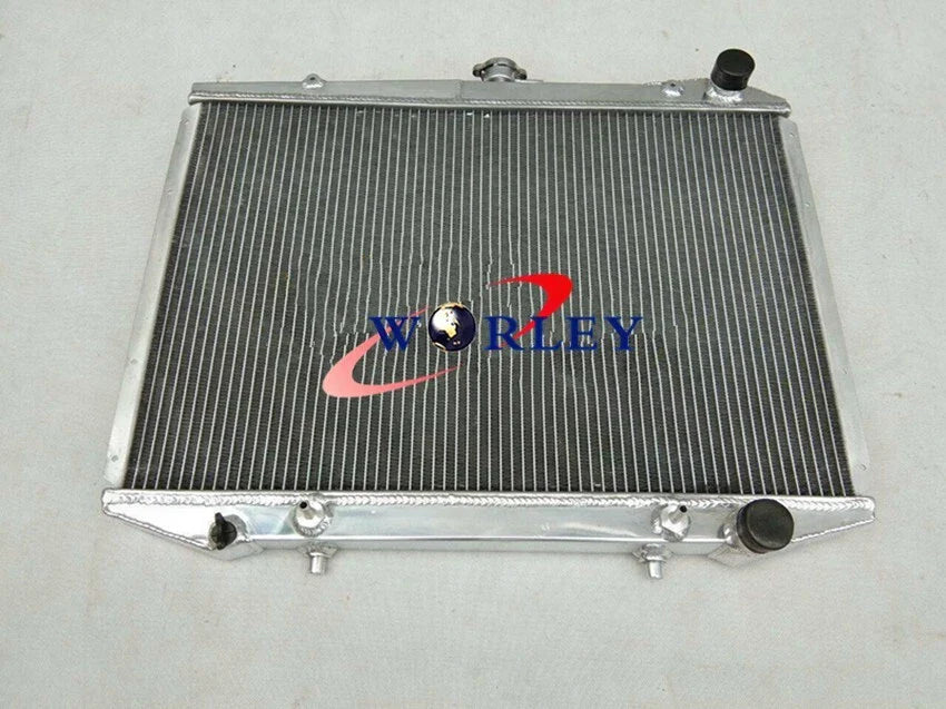 3 Row Radiator for Nissan Navara Pathfinder D21 (1986-1997)