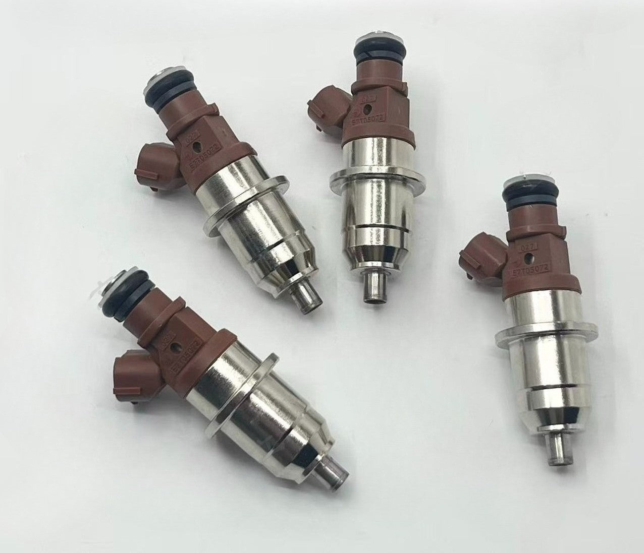 Set of 4 Fuel Injectors for Mitsubishi Pajero (1991–1999)
