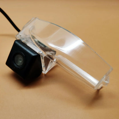 Car / Rear View Backup Camera / Mazda 2 (2007–2015)