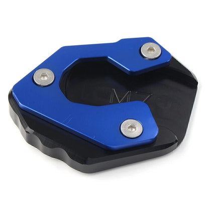 Set of 2 Front Rider Footrest Pegs Brackets for Yamaha YZF R1 (2009–2011)