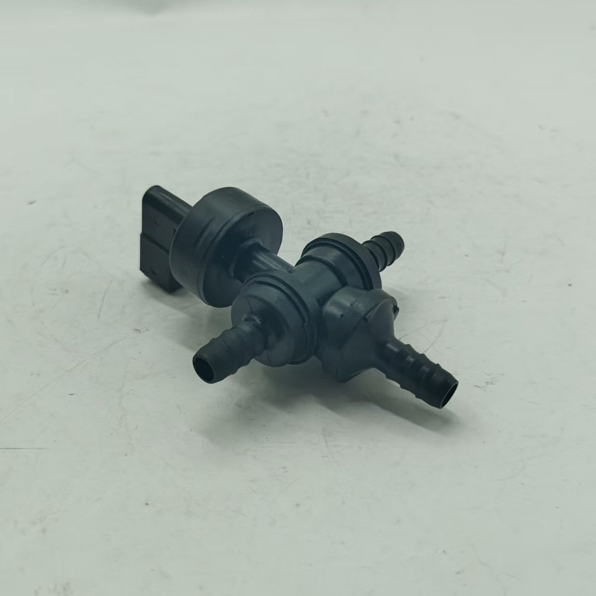 Brake Booster Vacuum Switch for Volvo S60 S80 V70 XC70 (2003–2009)