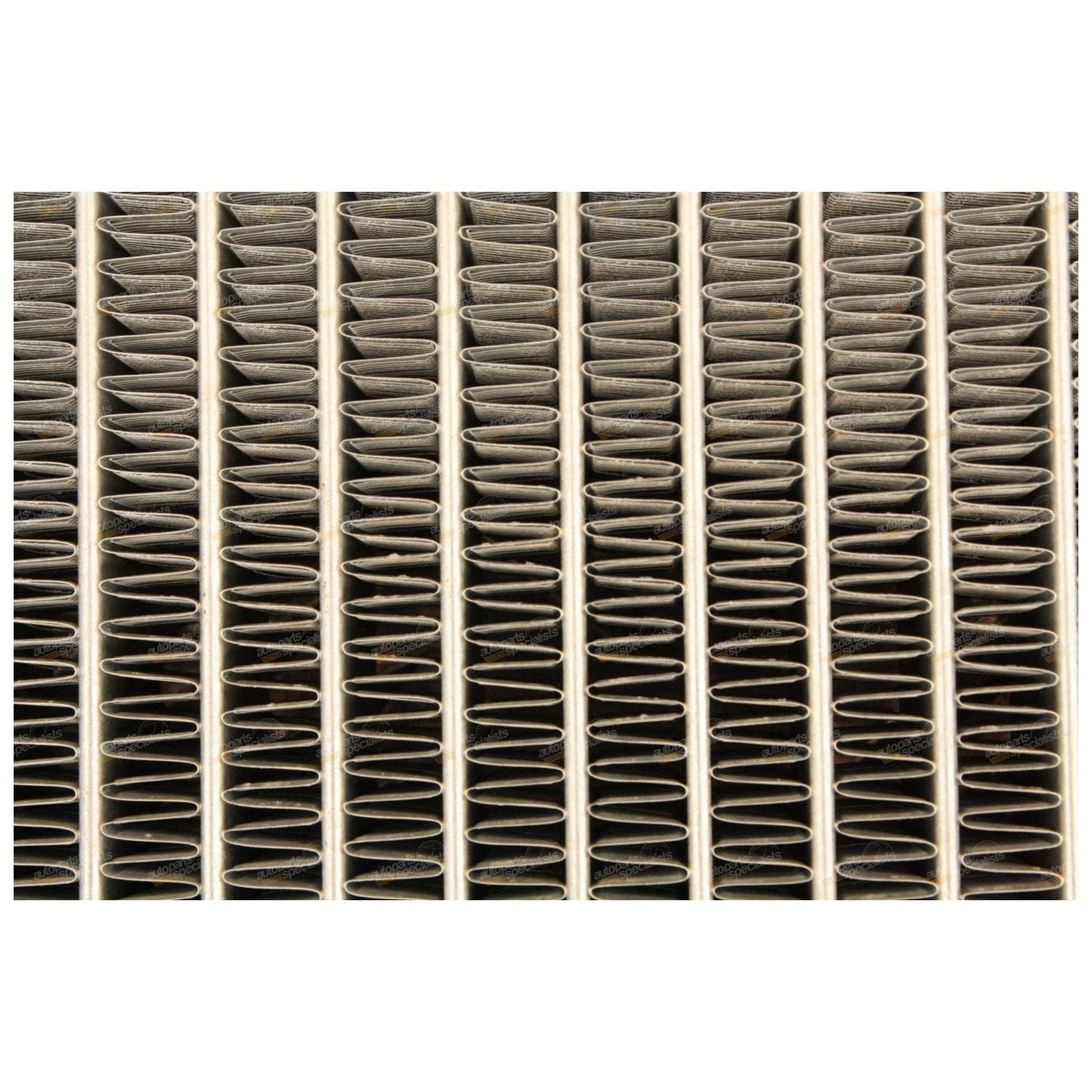 Alloy Radiator for Mitsubishi Magna (1996-2005)