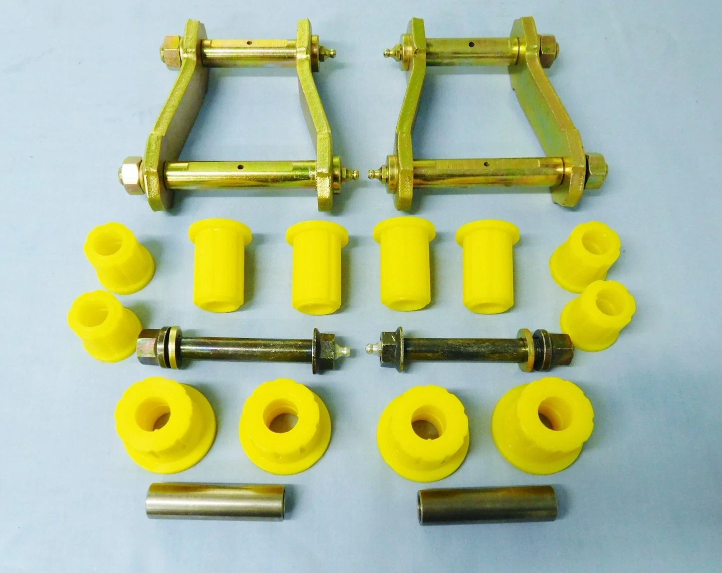 4WD Rear Greasable Shackles, Pins & Poly Bush for Holden Colorado (2012-2020)