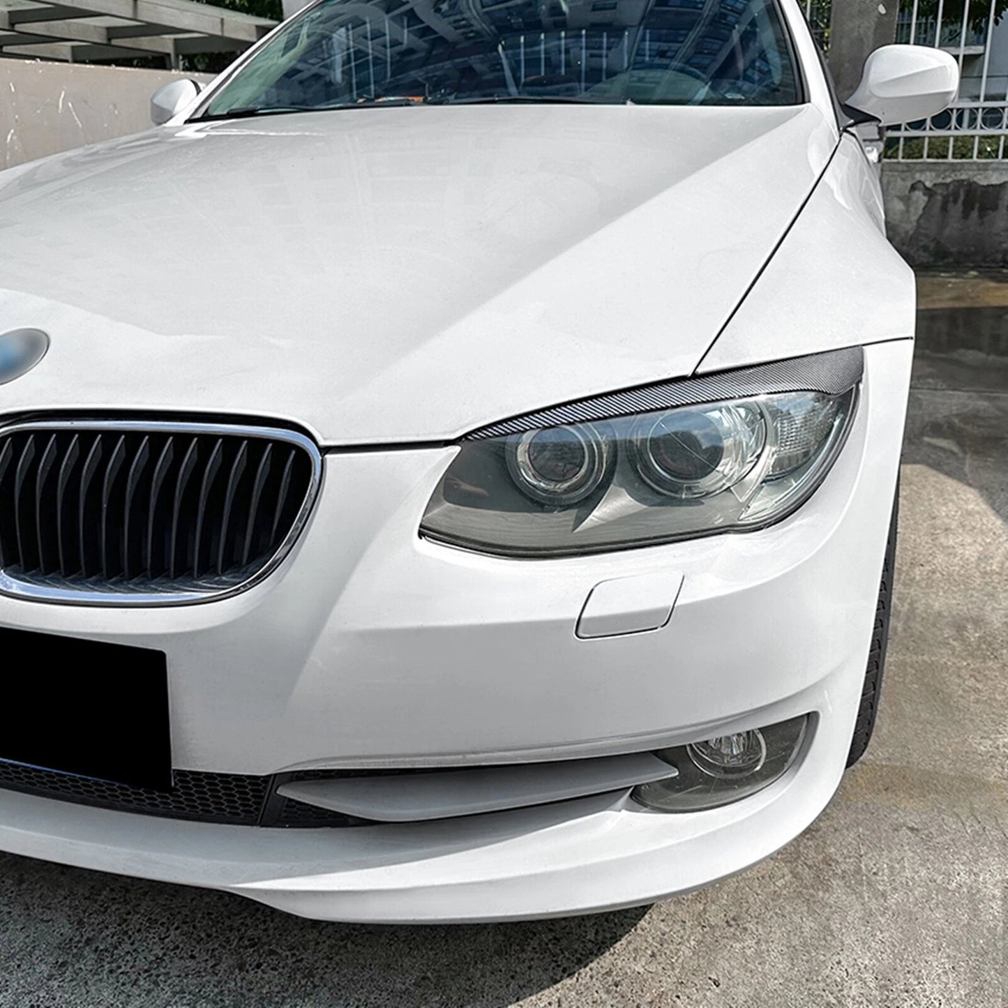 1 Pair Headlight Eyelid Covers for BMW E92 E93 (2010-2012) Carbon Style