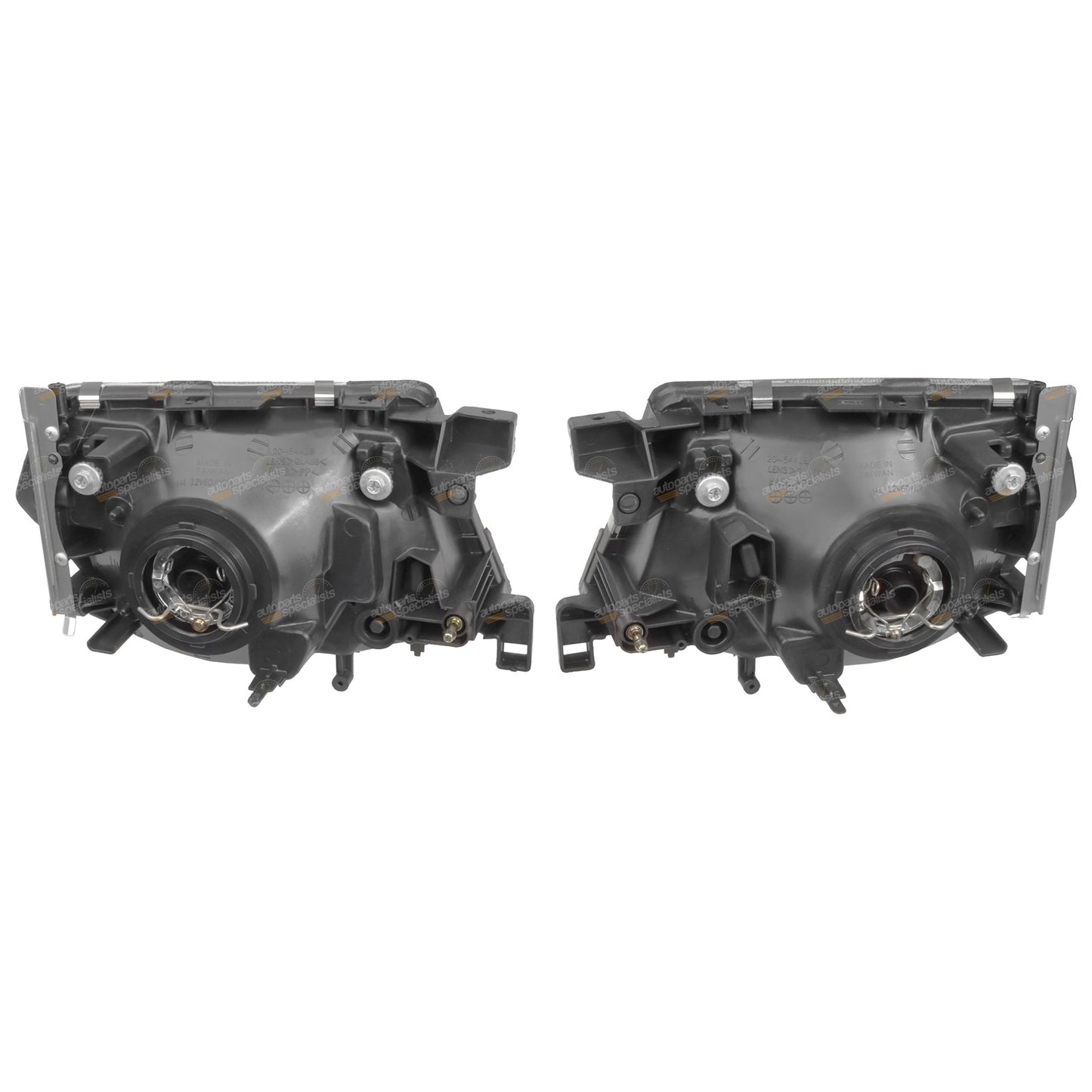 2X Replacement Headlights for Nissan Patrol GU (1997–2001)
