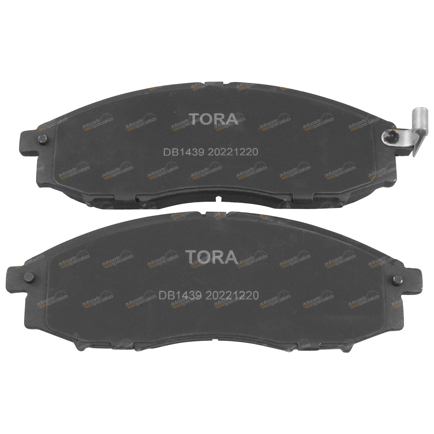 Front Disc Brake Pads Set for Nissan Navara D22 (1997–2016) 4x4