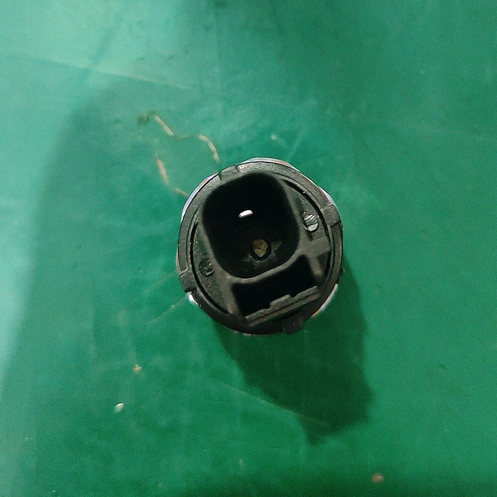 Oil Pressure Sensor for Subaru Impreza, Forester, Legacy, Outback