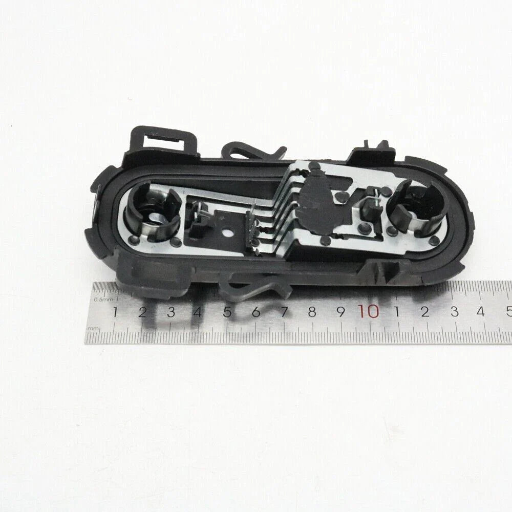1pc Rear Tail Light Socket Holder With Plug for BMW X1 (2016–2019)