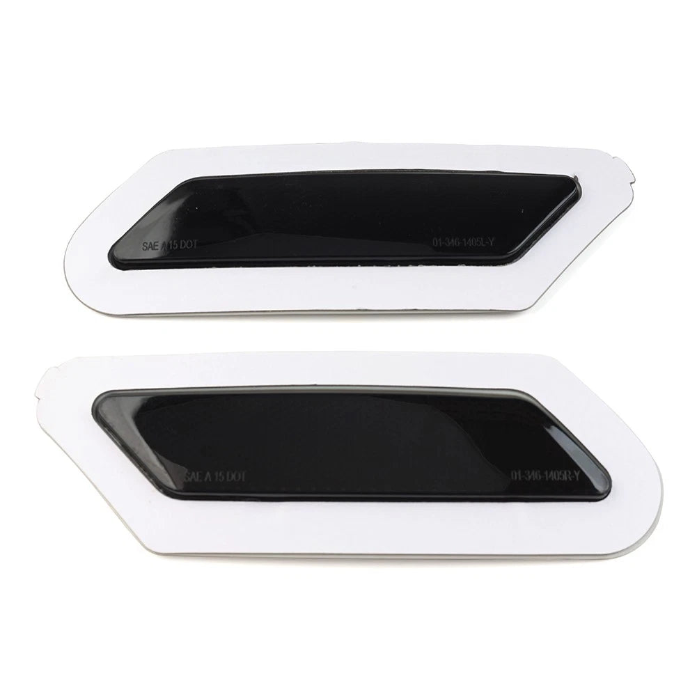 1 Pair White Front Bumper Reflector Side Marker Lights for Audi A4 B9 (2017–2019)