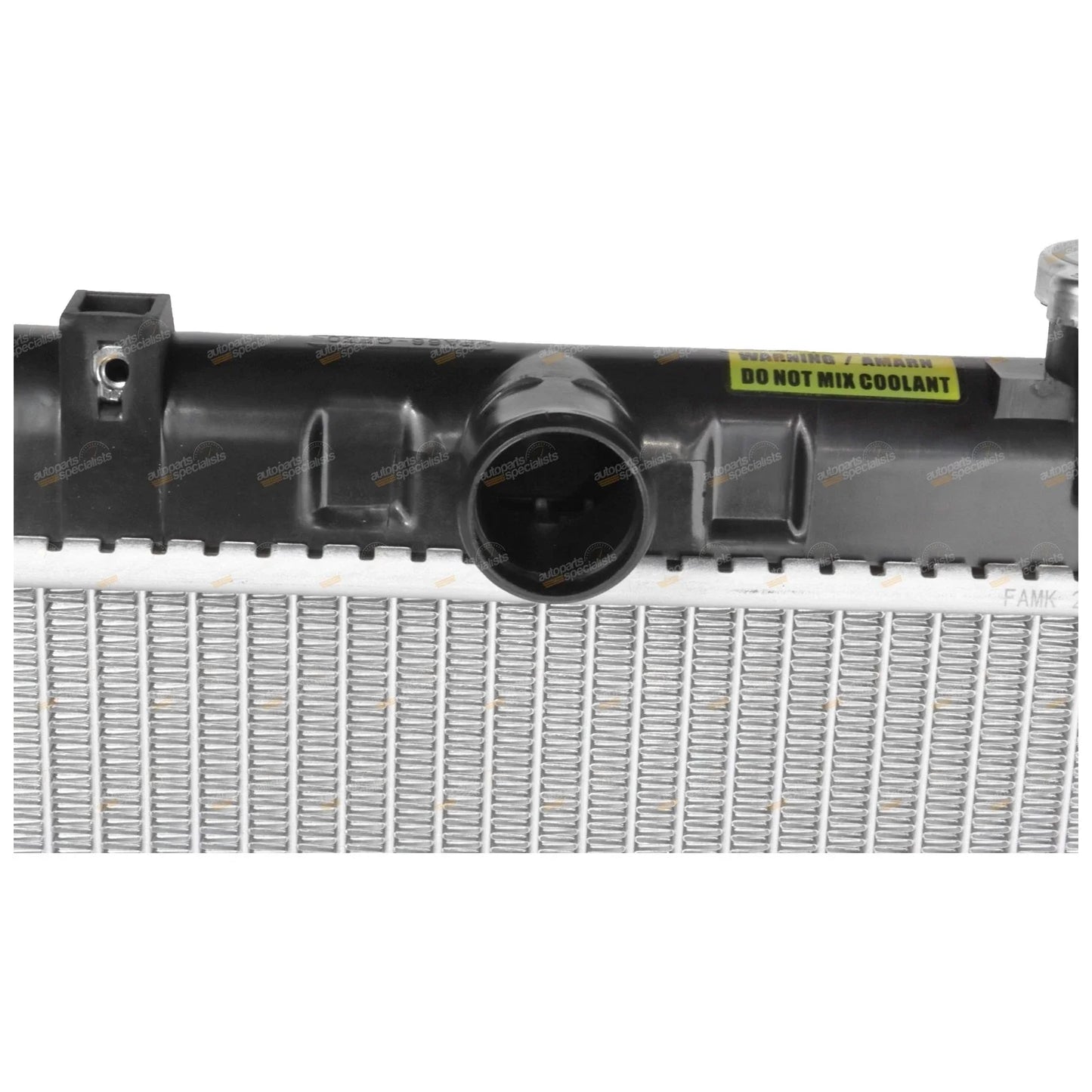Alloy Core Radiator 2.5L for Nissan X-Trail T30 (2001-2006) Auto Oil Cooler