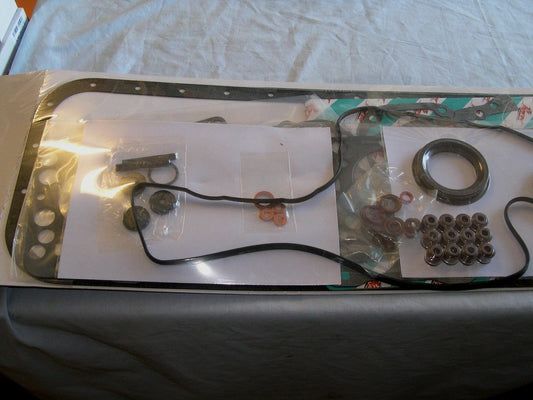 Engine Overhaul Gasket Set for Nissan MQ MK Patrol SD33 Diesel