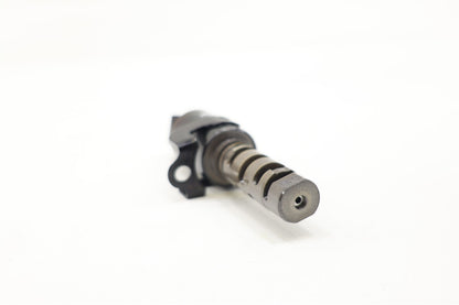 Variable Valve Timing Solenoid for Equus Genesis Borrego (2008–2014)