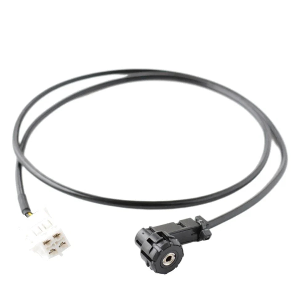 Aux Input Radio Cable 4pin for MERCEDES C CLASS W203 (2000–2007)