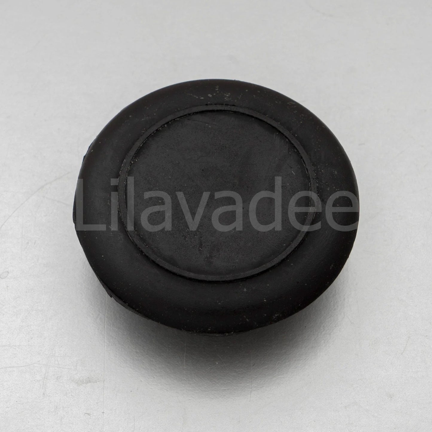 Engine Oil Fill Cap for Nissan Sunny B11, Sentra, Toyota Hilux RN25 (1982-1988)