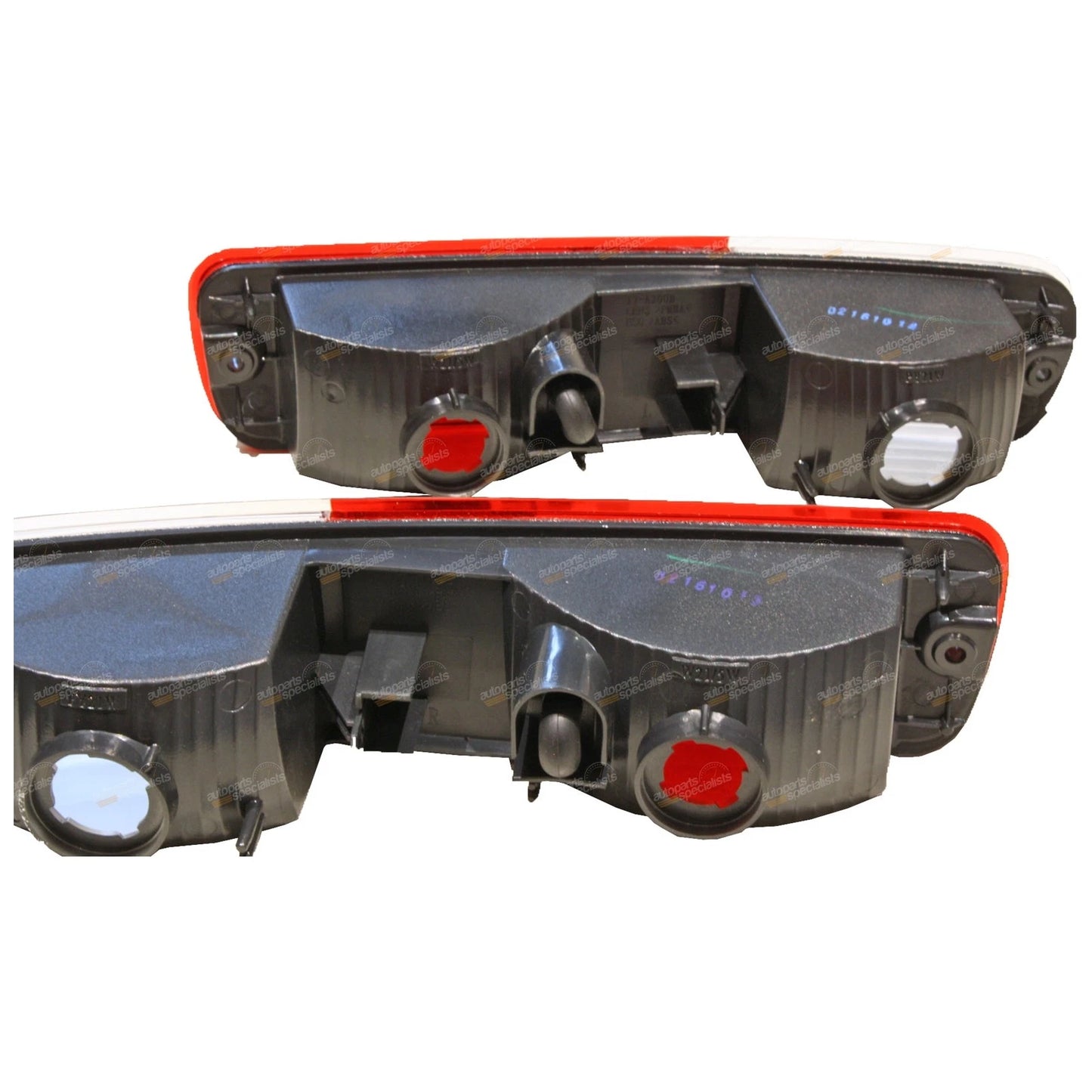 Rear Indicator Lights Pair for Mitsubishi Pajero NP (2000–2006)