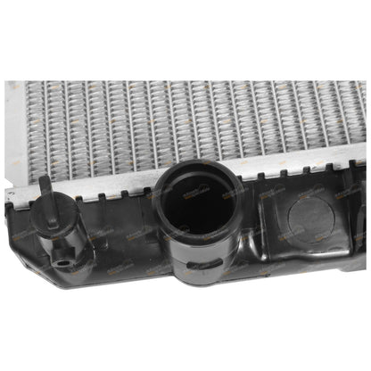 Alloy Core Radiator with Oil Cooler for Nissan X-Trail T30 (2001–2007)