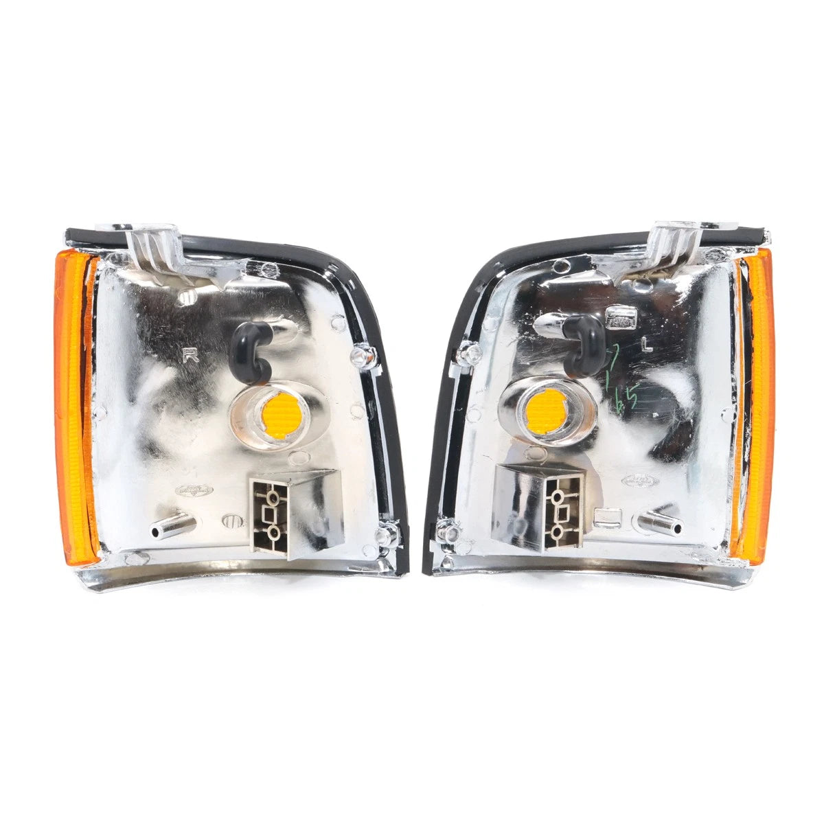 Set of 2 Chrome Turn Signal Lamps for Holden Rodeo (1988–2002)