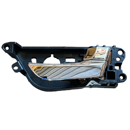 Chrome Front Right Inner Door Handle for Hyundai Veloster (2011–2018)