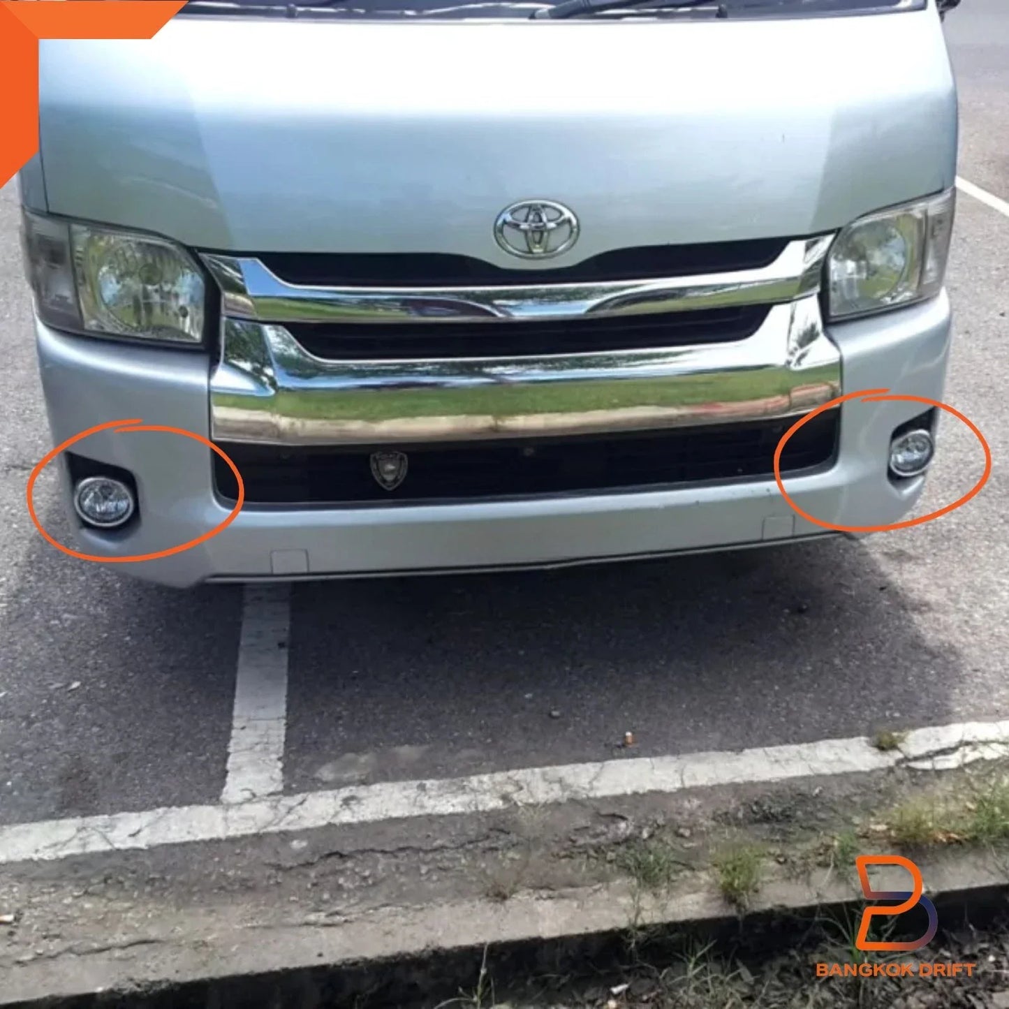 Fog Lamp Spot Light for Toyota Hiace Commuter H200 (2014-2019) Black Cover