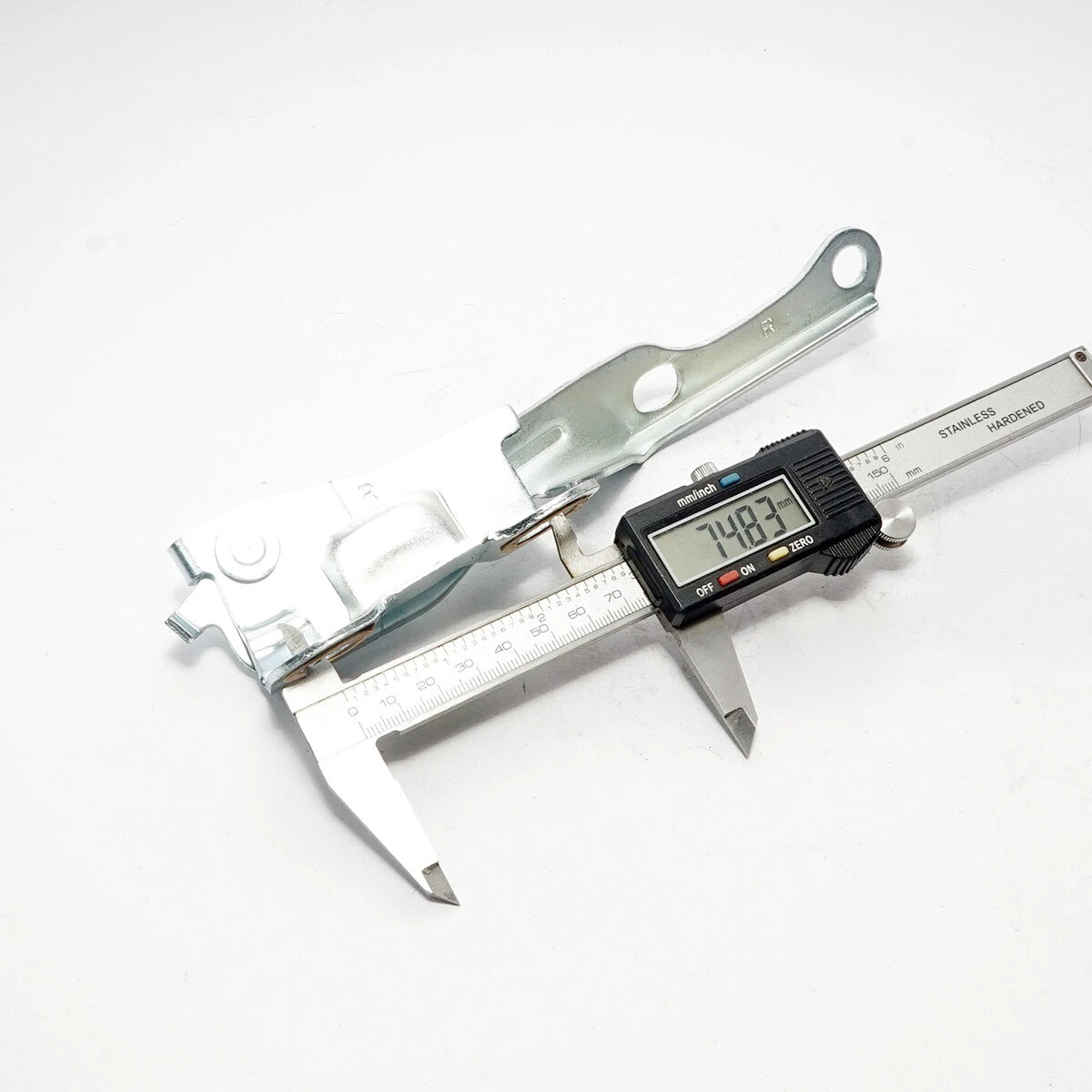 Bonnet Hinge x2 for Toyota Hilux 1997-2005