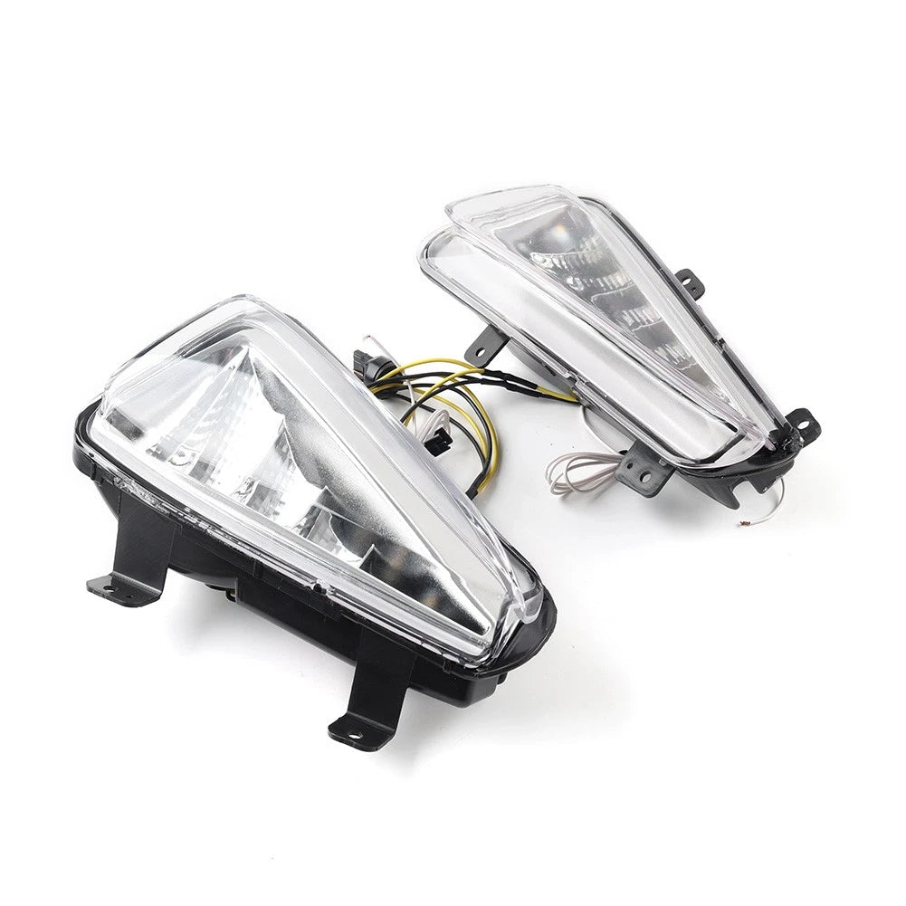 LED Front Daytime Running Light Turn Signal Lamp for Toyota Hiace (2014–2017)