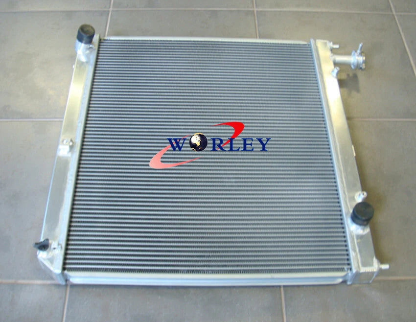 Aluminum Radiator with Fan for Toyota Hiace (1995–2004)