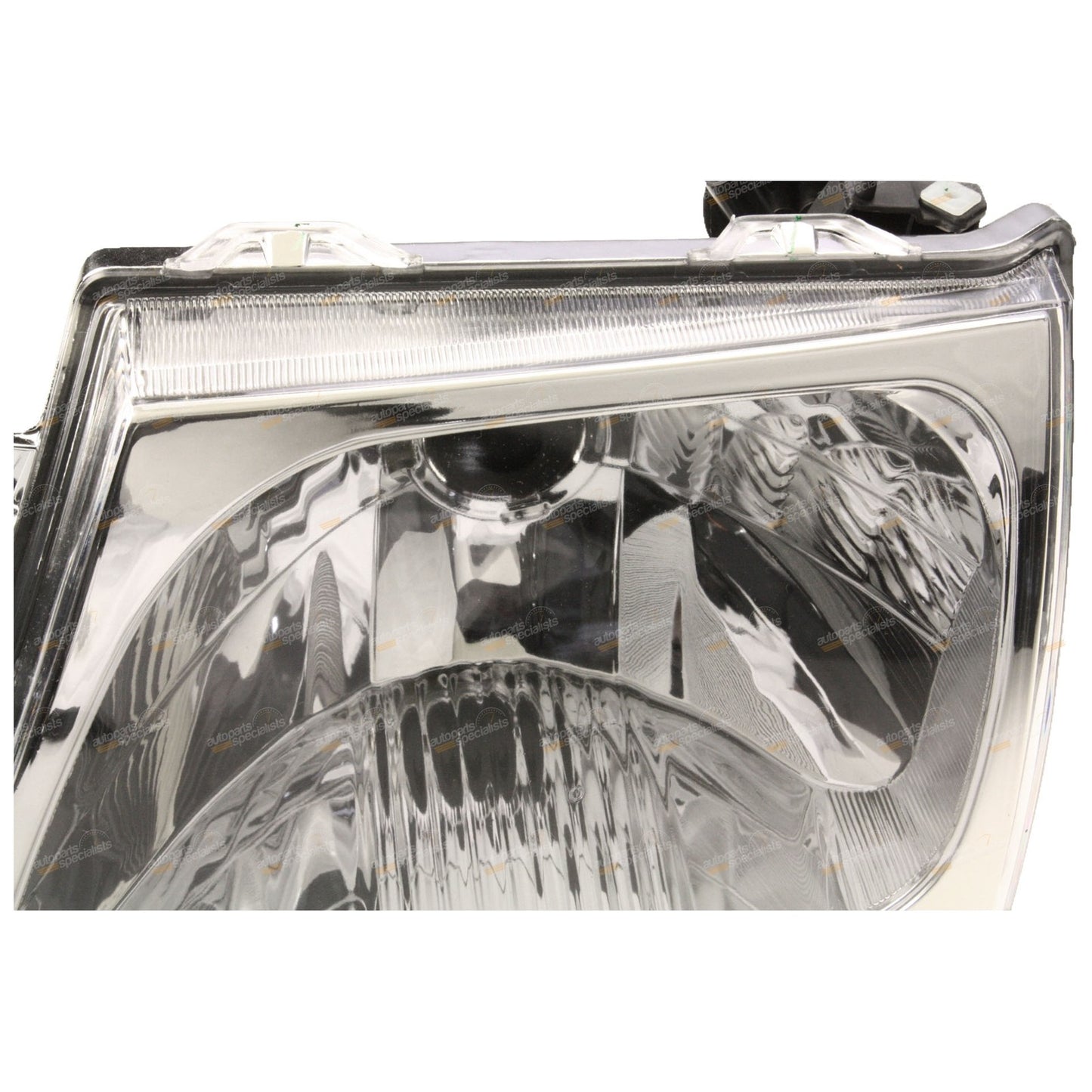 LH Headlight for Toyota Hilux SR5 (2001–2005)