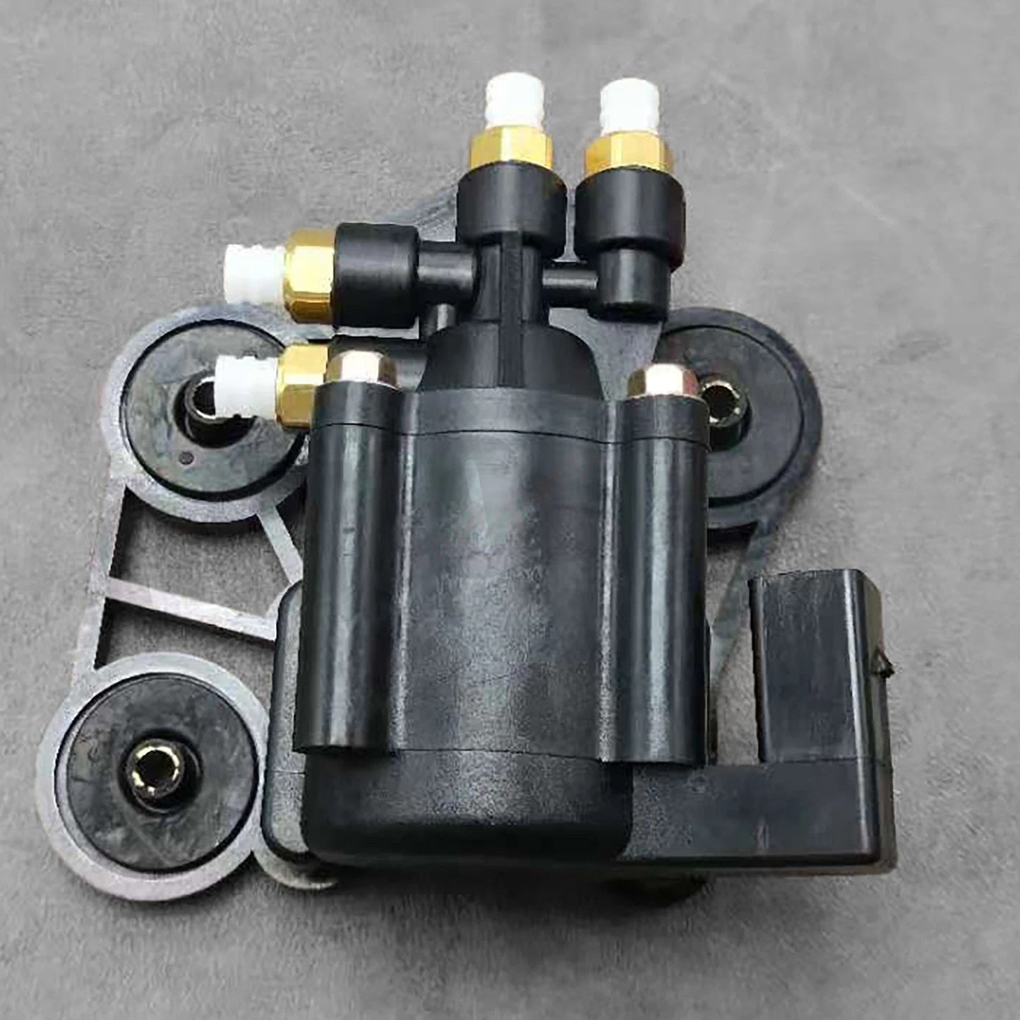 Front Air Suspension Solenoid Valve for Range Rover L322 (2003–2012)