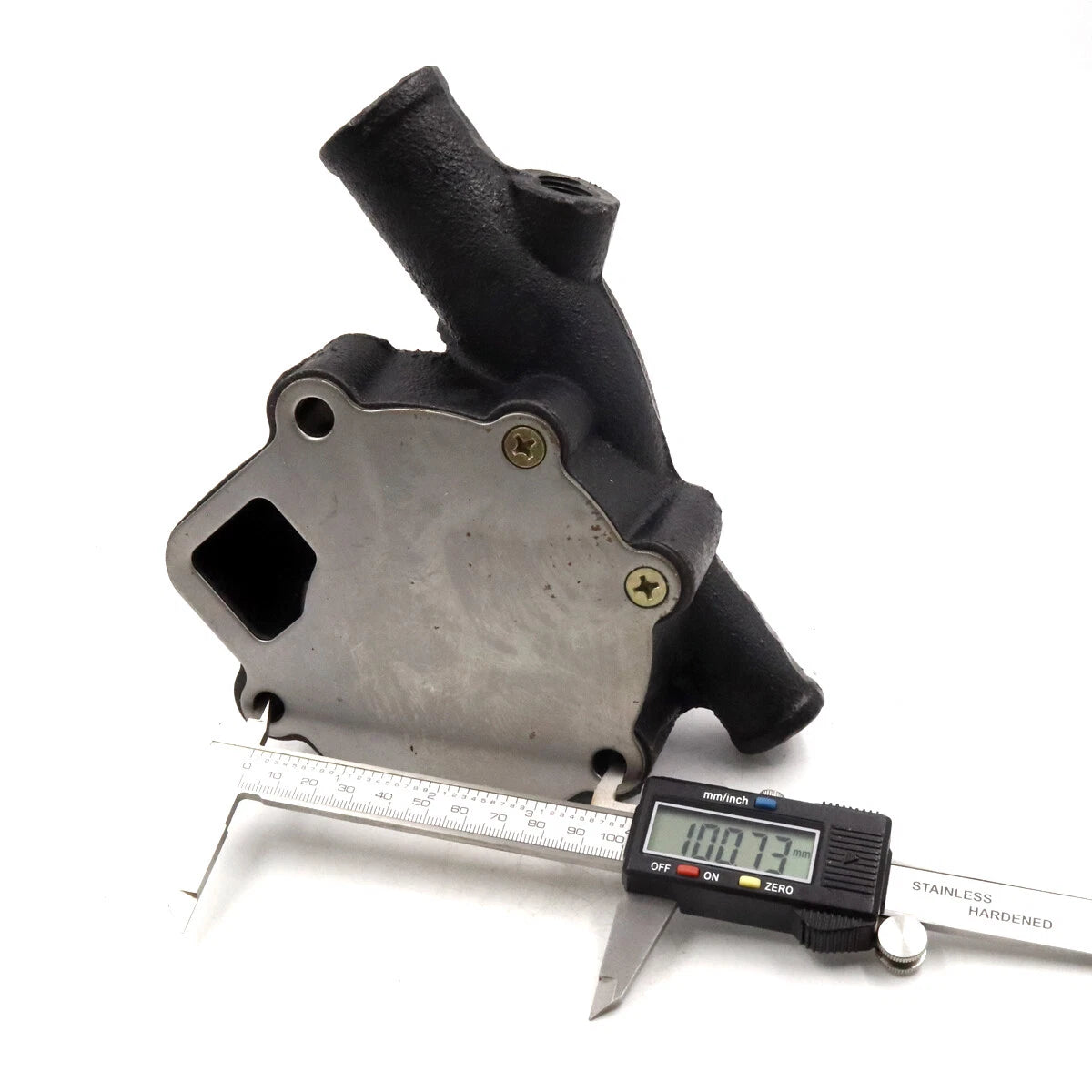 Water Pump 2.3L SD23 for Nissan Navara D21 1985-1997