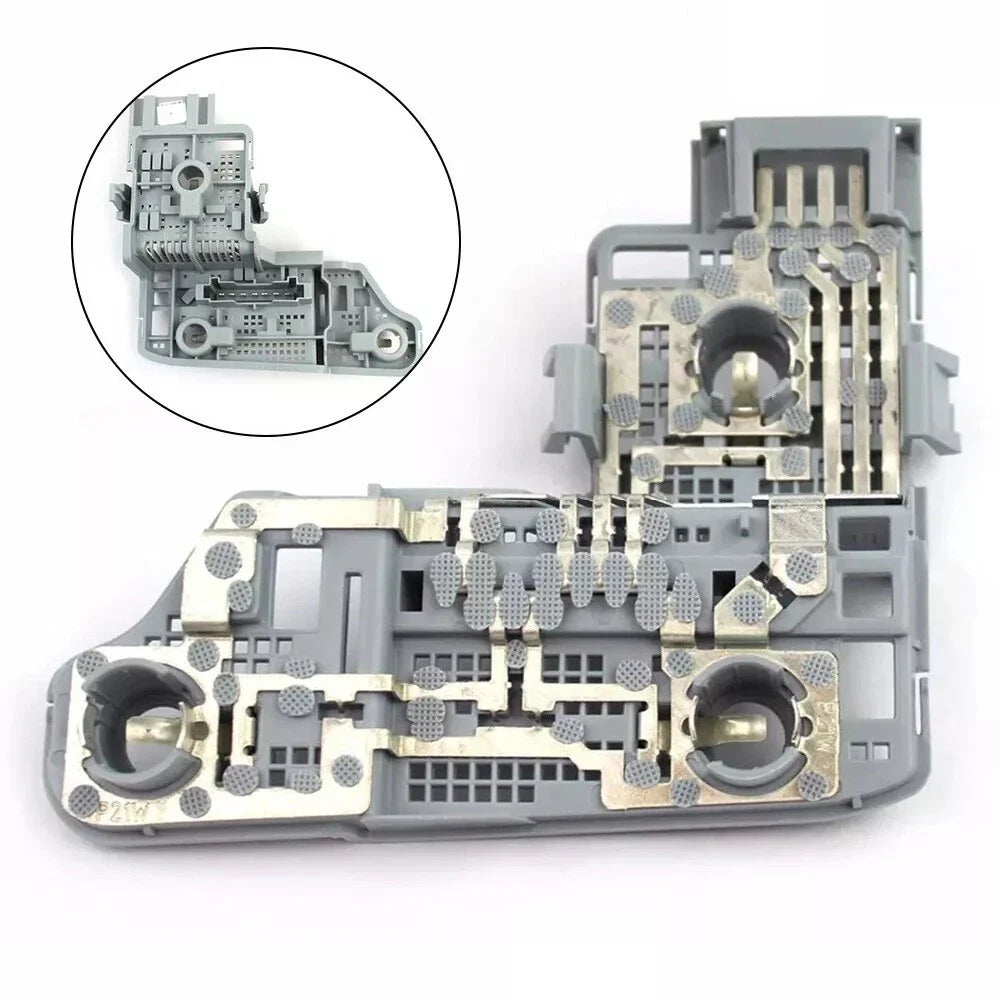 Rear Right Tail Light Bulb Holder for Mercedes-Benz C-Class (2012-2014)