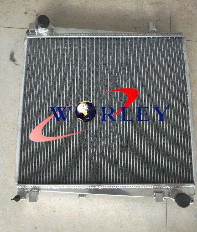 3-Row Aluminum Radiator with Fan for Ford Explorer (2002–2005)