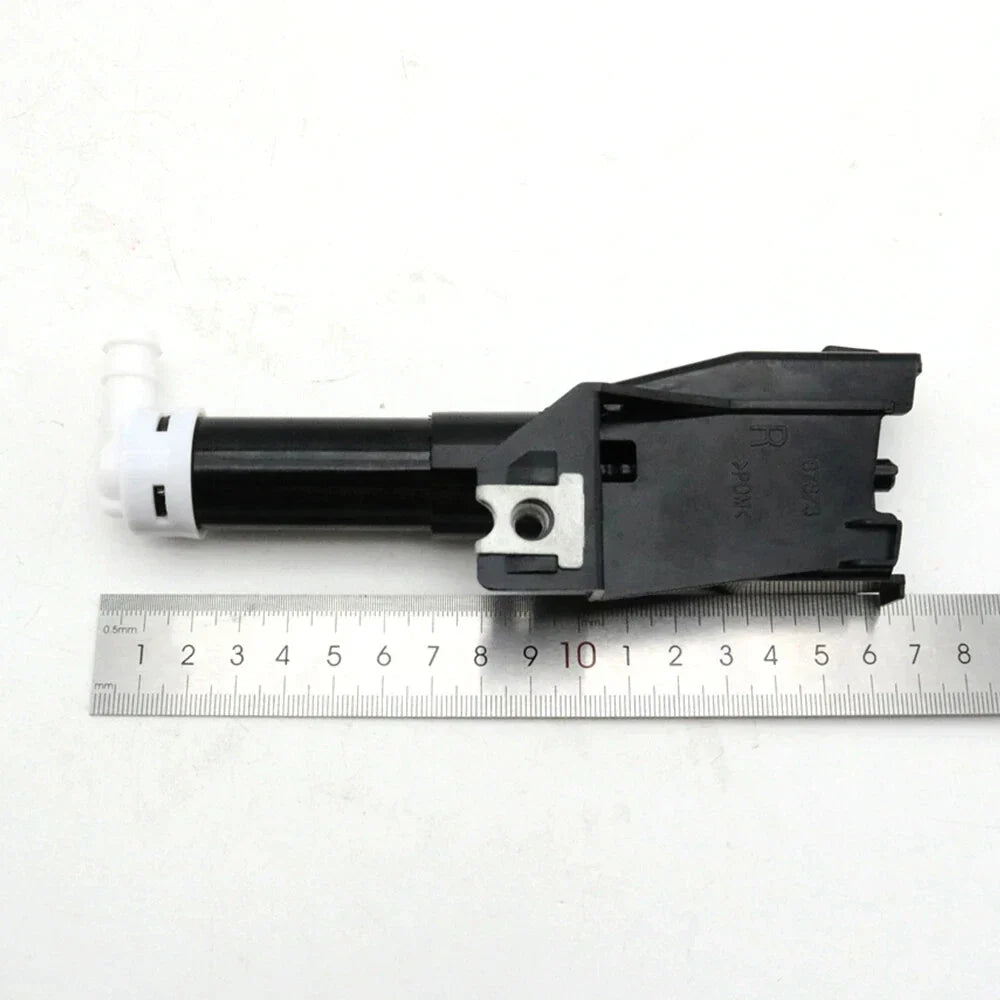 Headlight Washer Nozzle With Cover for Mitsubishi Pajero Shogun (2006–2016)