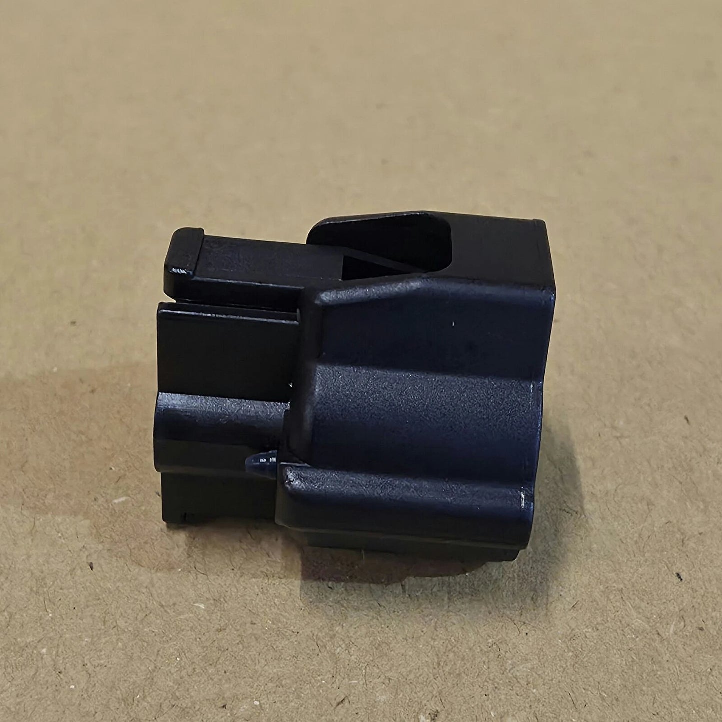 2 Pins AVCS Solenoids Connector Plug for Mazda Subaru Ford
