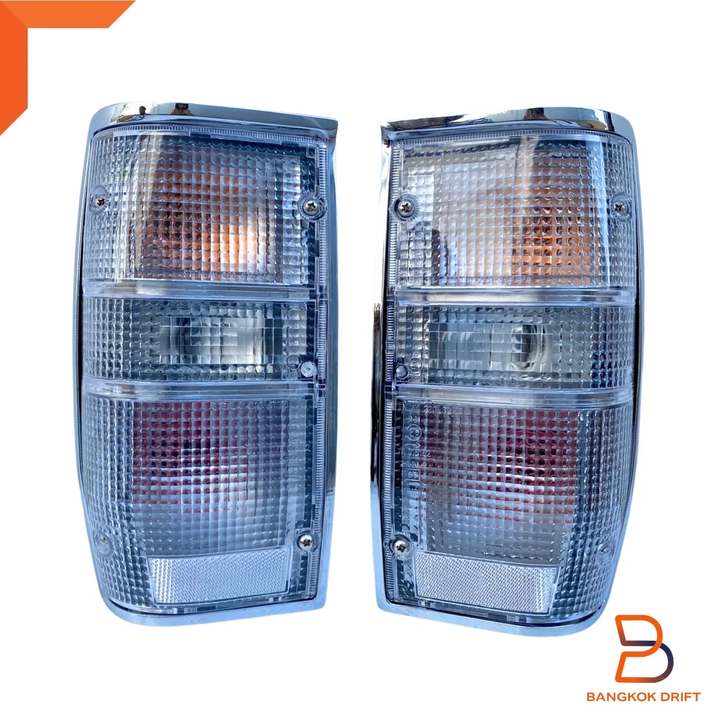 Chrome Clear Lens Rear Tail Light for Mitsubishi Triton Ute (1987-1996)