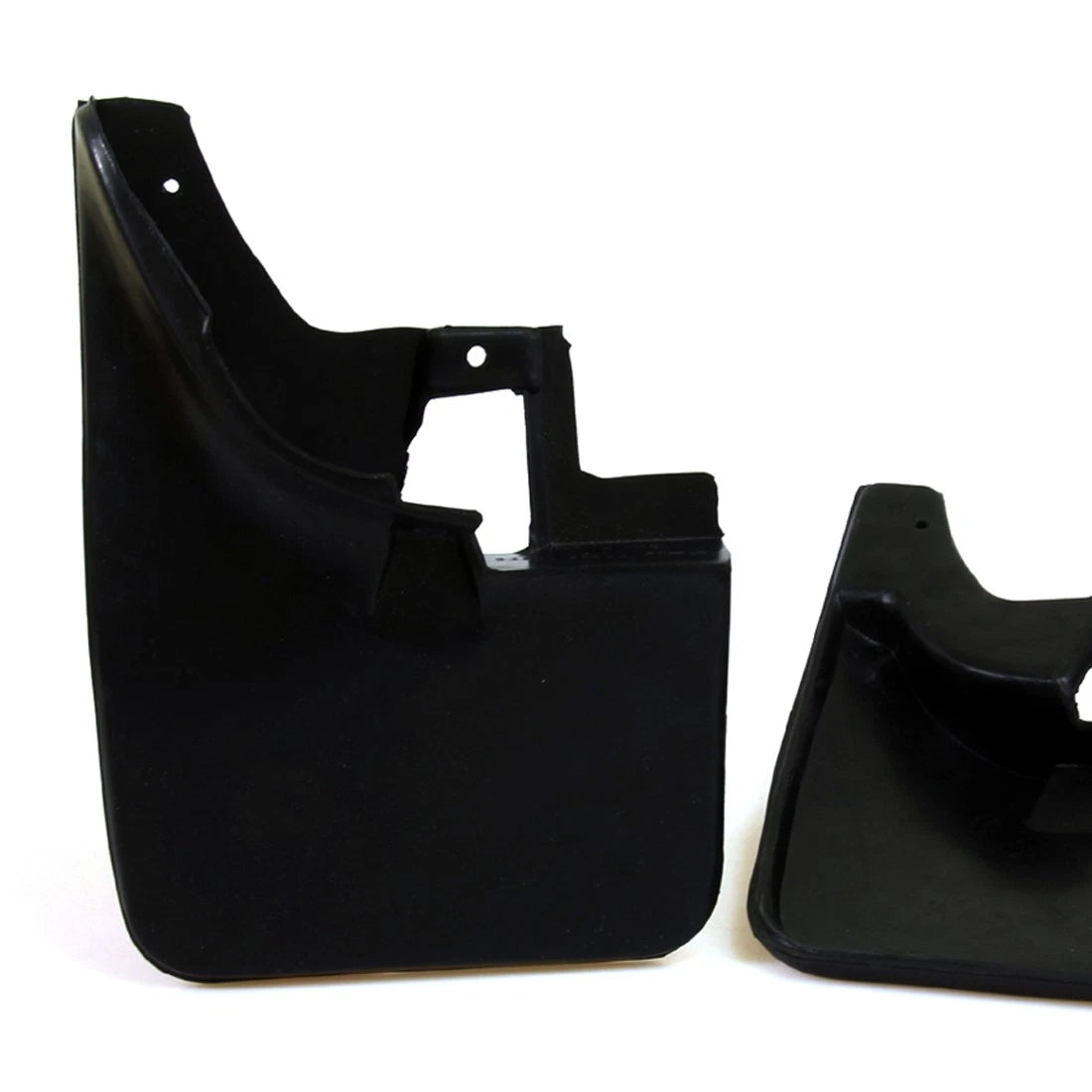 Set of 2 Mud Guards for Nissan Navara D22 (2001–2015)