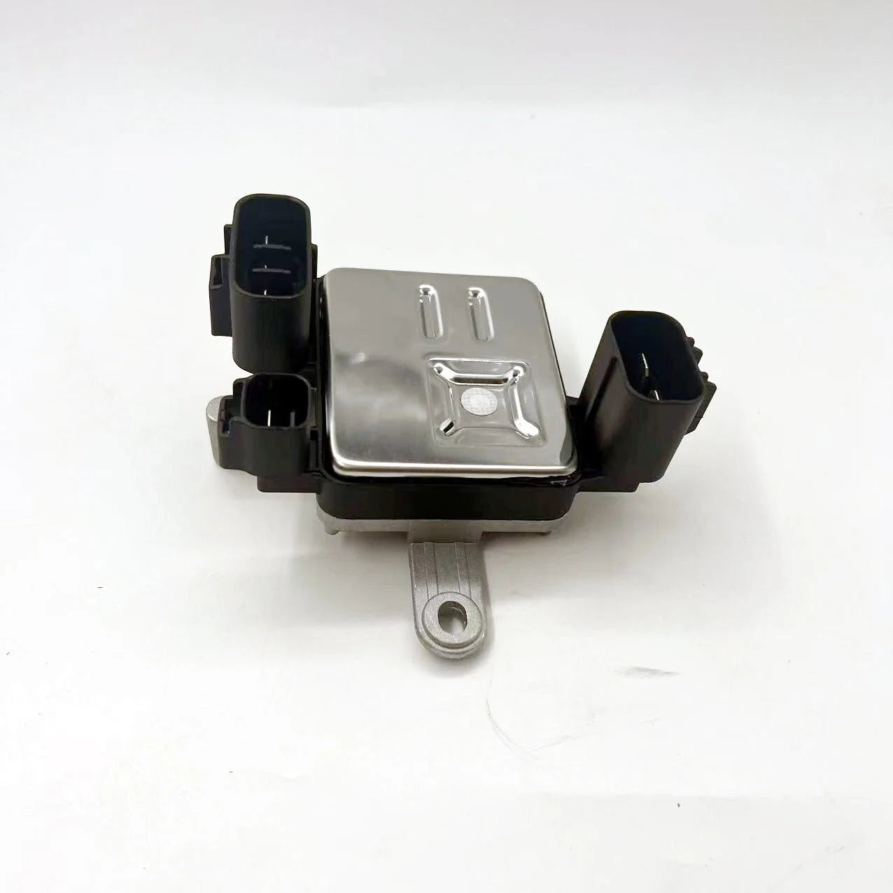 Controller cooling fan 1x for Sorento / Santa Fe (2013–2018)