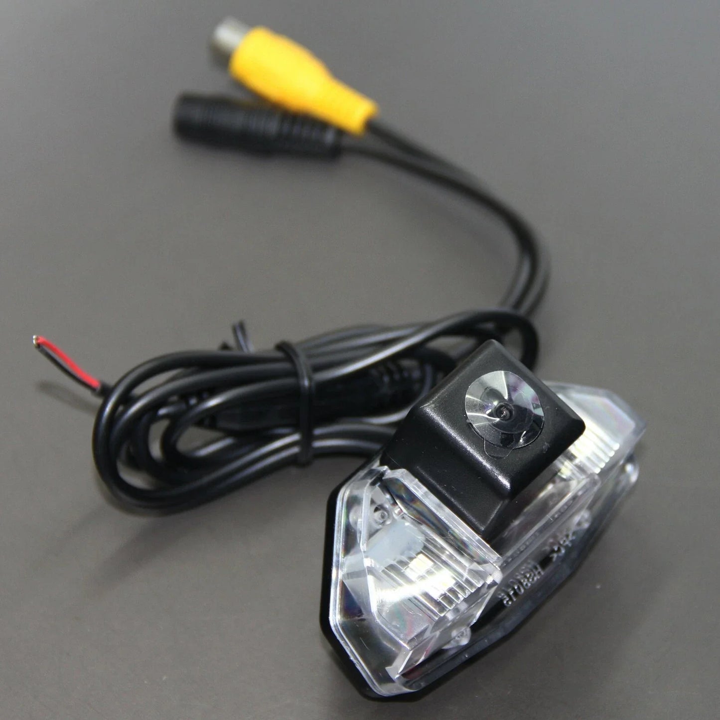 Camera / Reverse Rear View Backup Camera for Honda CR-V (2007–2011)