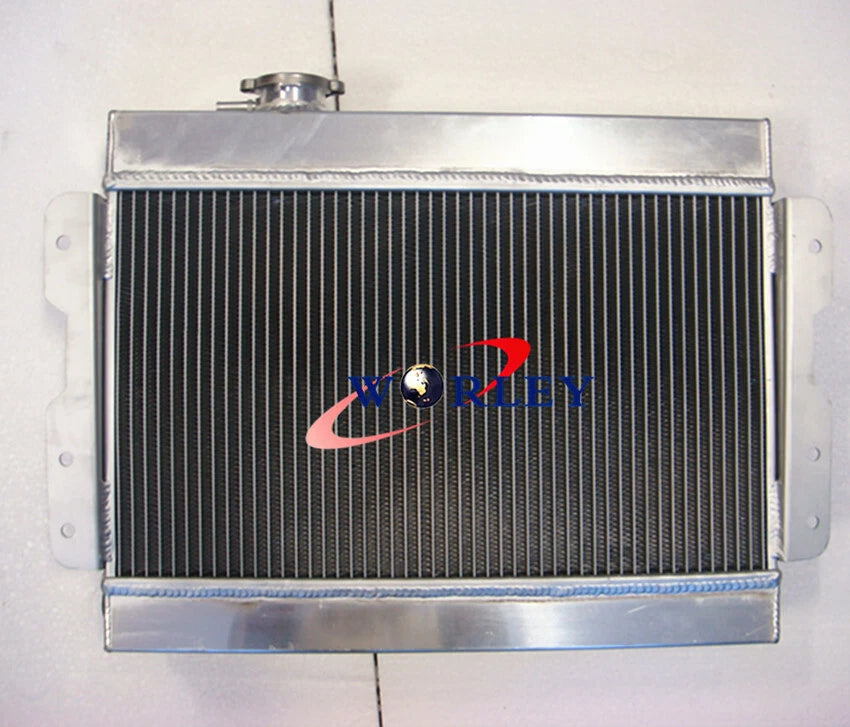 3 Row Aluminum Radiator with Fans for Datsun 1600 (1968–1972)