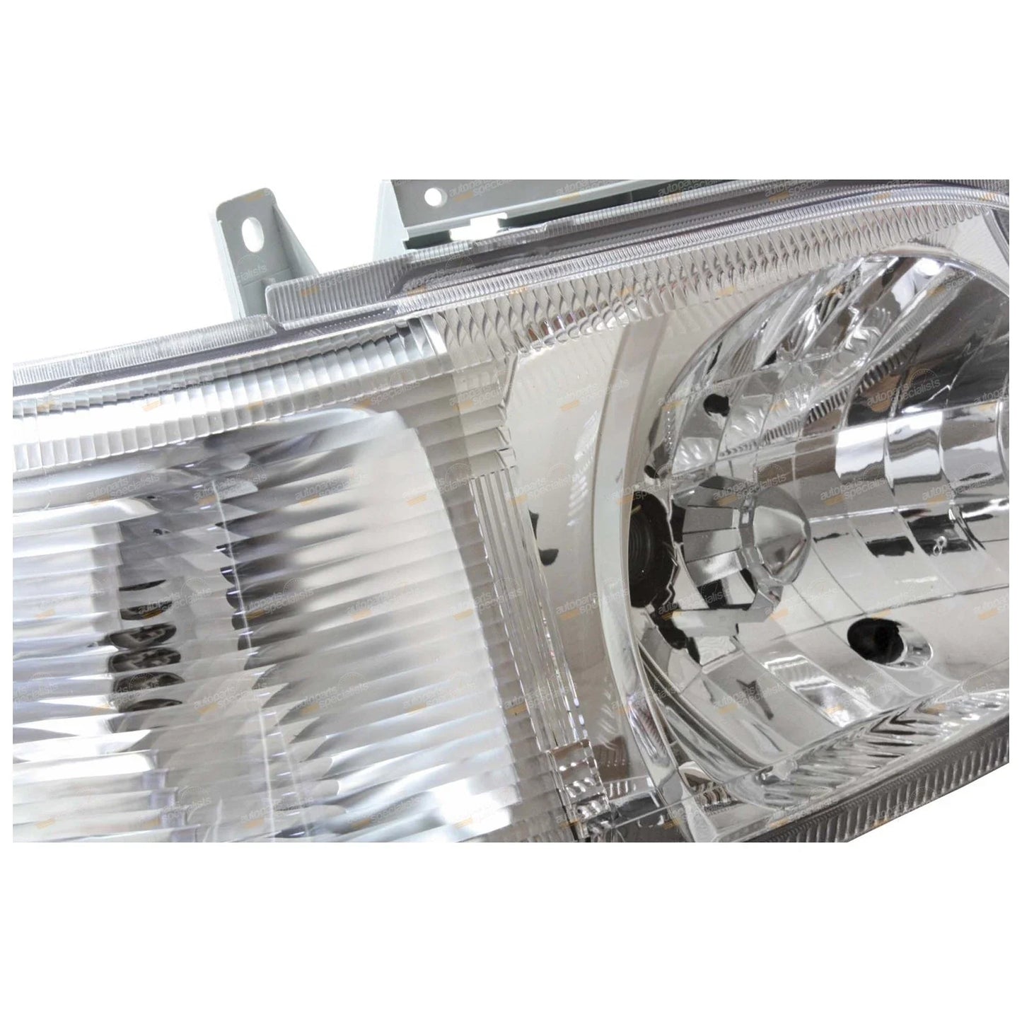 2 x Headlights LH+RH for Toyota Hiace Van LWB/Commuter (2005–2010)