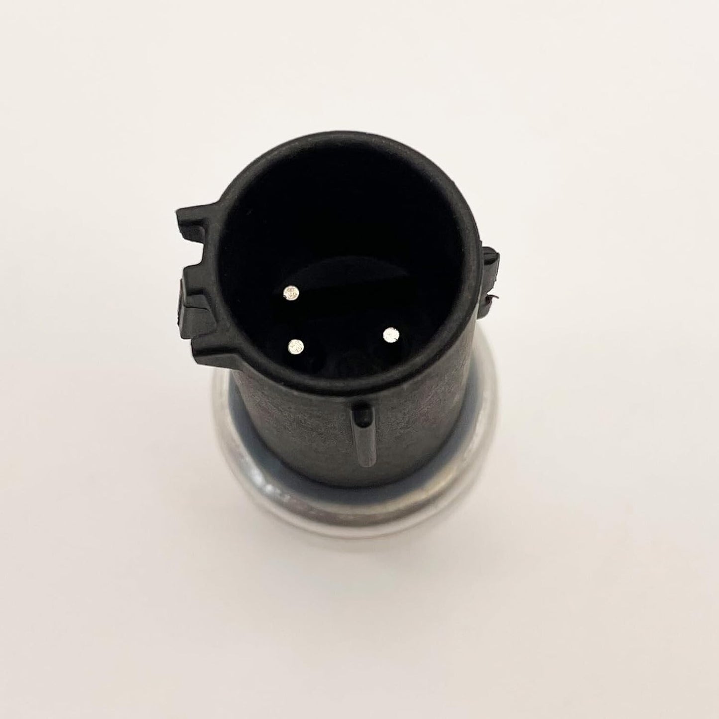 A/C Pressure Sensor for Ford F-150, Focus, Mustang (2000–2023)