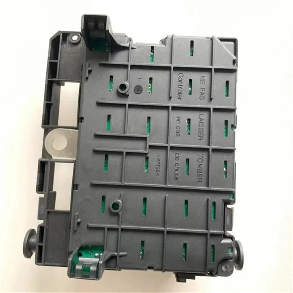 Fuse Box Unit Assembly for Citroen C3 C5 C8, Peugeot 206 307 406 807 (2001-2015)