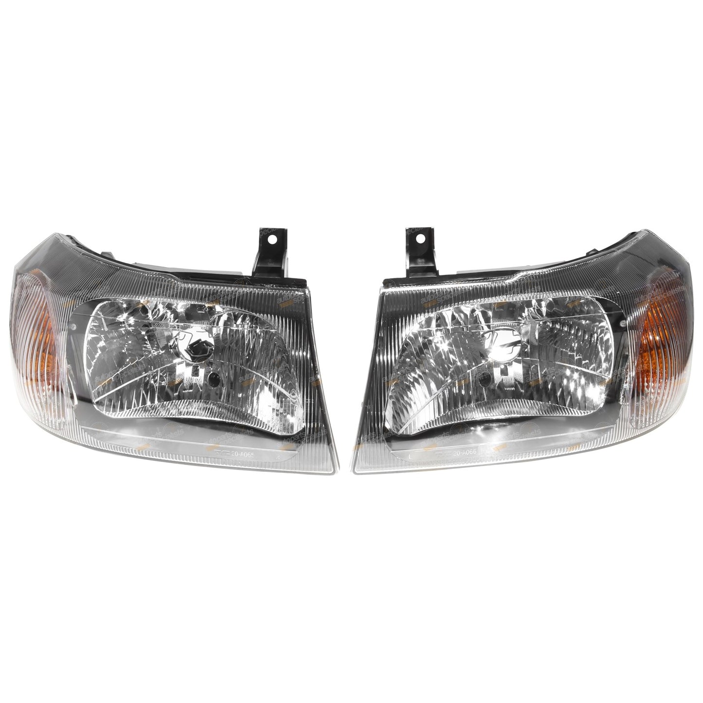 Set of 2 Replacement Headlights for Ford Transit VH/VJ (2000–2006)