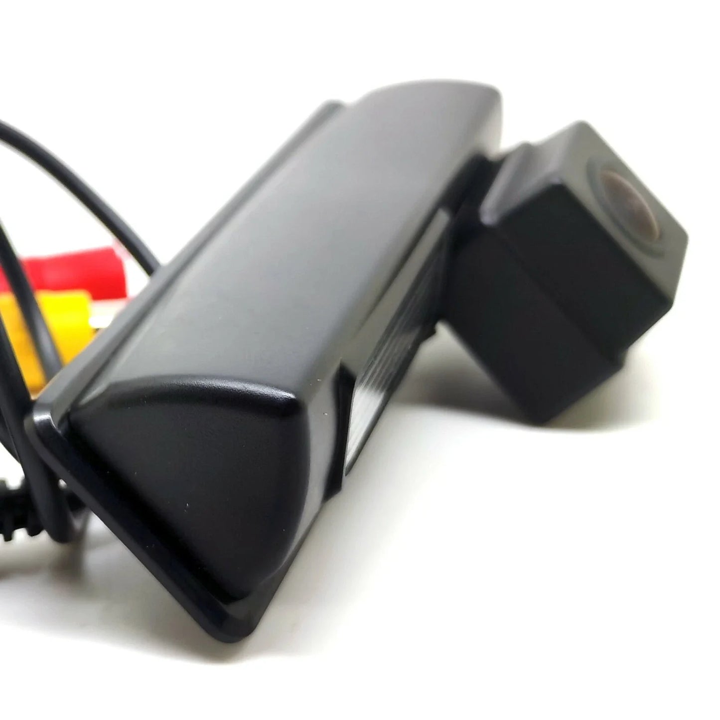 Rear View Backup Camera for Toyota Camry (2002–2006)