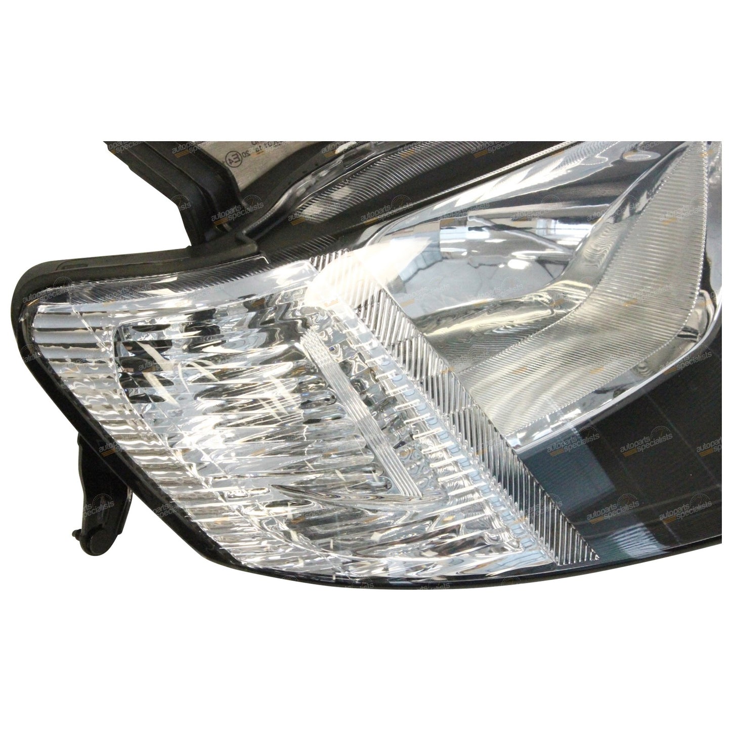 RH Headlight with Clear Blinker for Mitsubishi Triton (2006–2009)