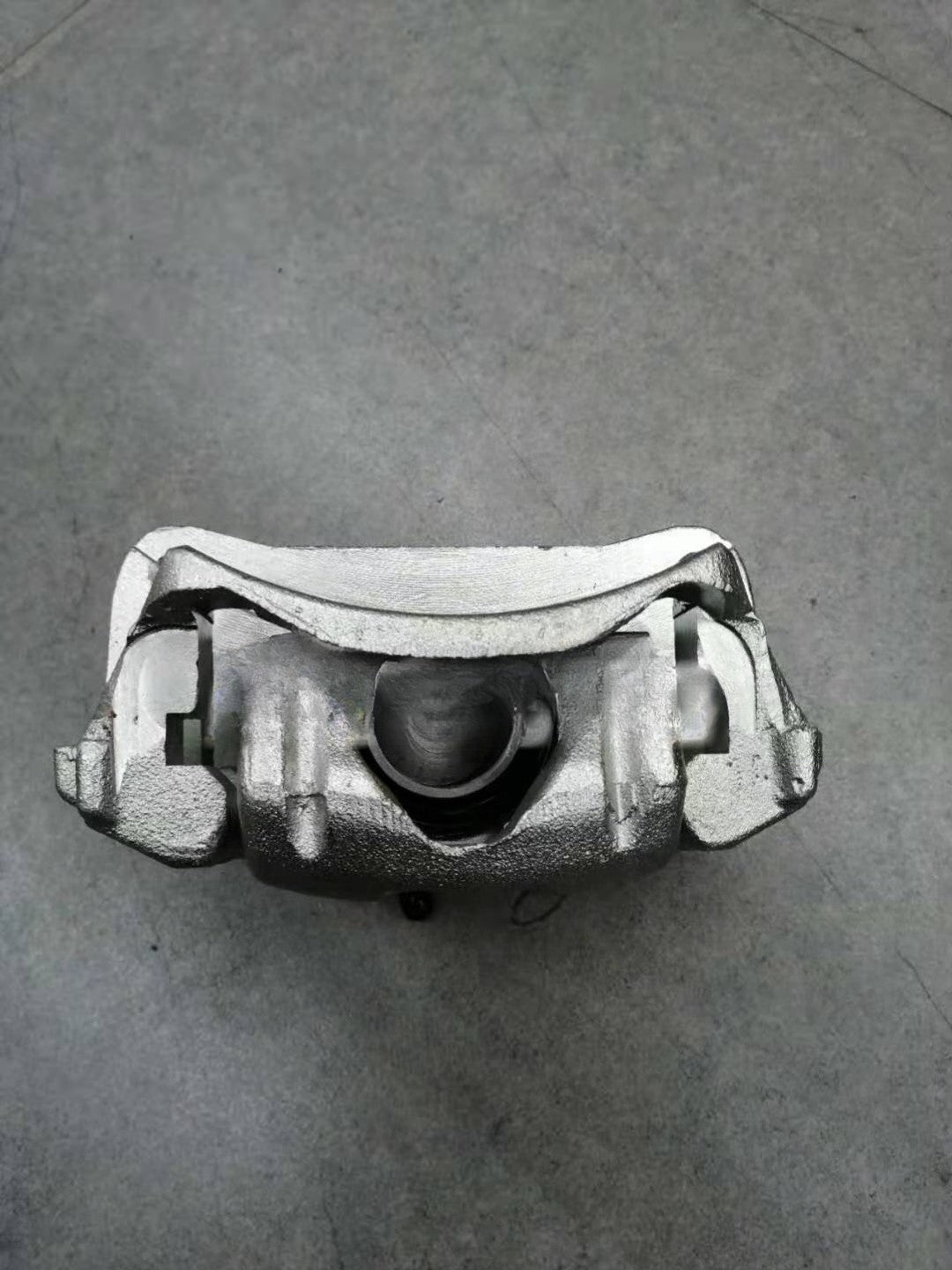 Set of 2 Rear Brake Calipers for Toyota 4Runner FJ Cruiser (2003–2009)
