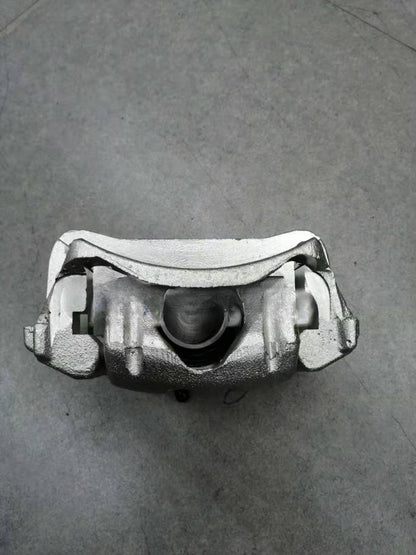 Set of 2 Rear Brake Calipers for Toyota 4Runner FJ Cruiser (2003–2009)