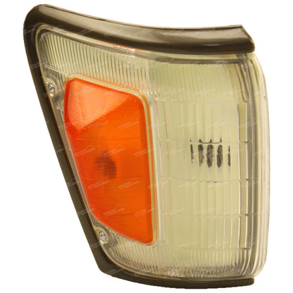 RH Grey Trim Corner Indicator Light for Toyota Hilux 4WD (1988–1991)